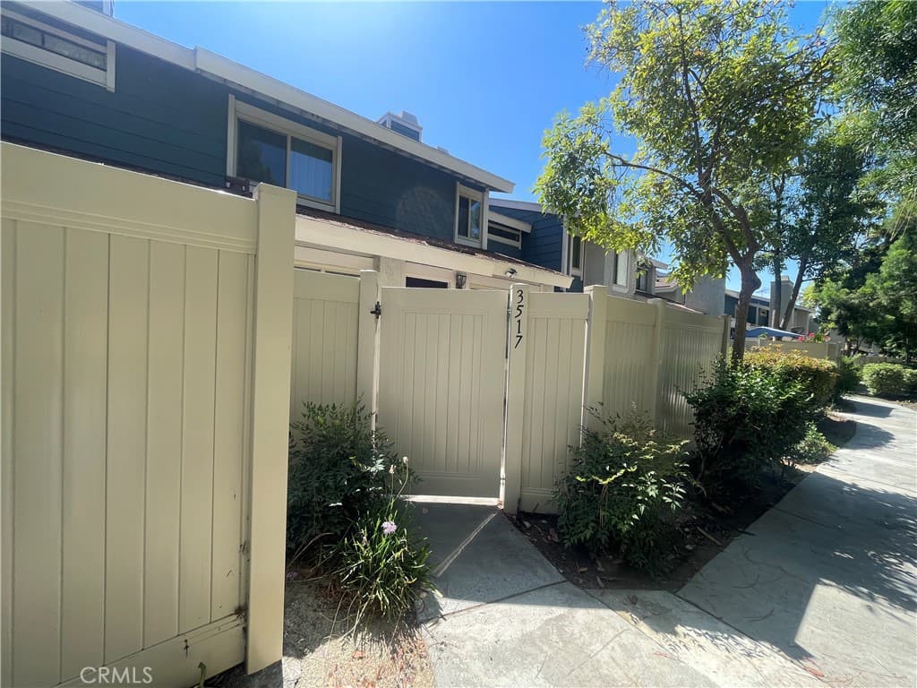 Townhouse at 3517 Eucalyptus St, West Covina — photo 1 of 12