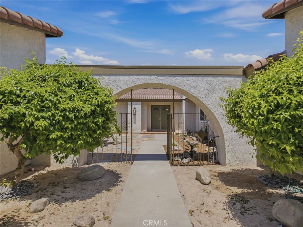 Home at 225 Armstrong Drive, Claremont — photo 6 of 12