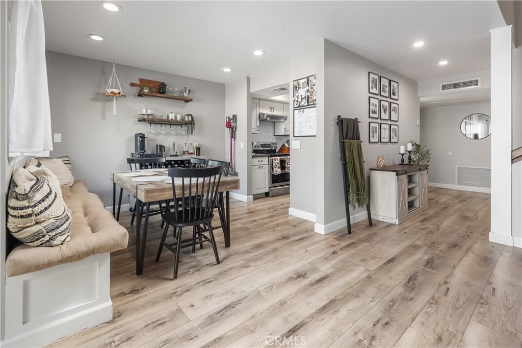 Townhouse at 3621 Towne Park Circle, Pomona — photo 2 of 12