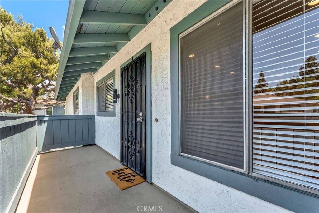 Condo at 865 W 13th St 4, Azusa — photo 2 of 12