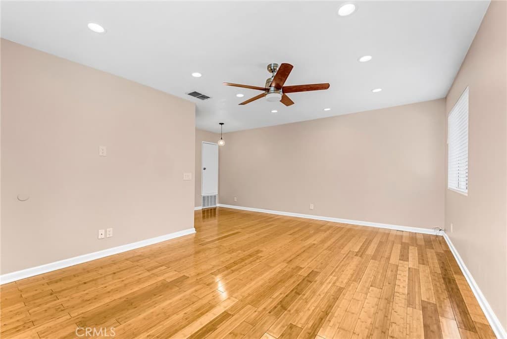 Condo at 865 W 13th St 4, Azusa — photo 4 of 12