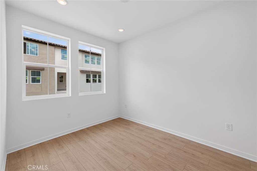 Townhouse at 722 Tropicana Place, Covina — photo 7 of 12