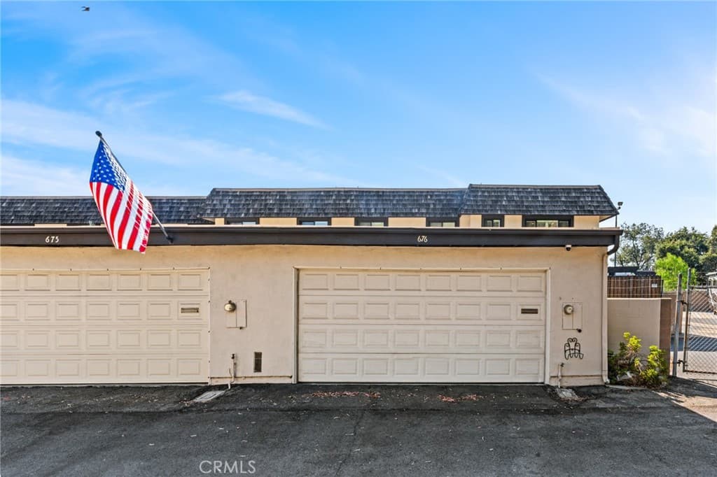 Townhouse at 676 redwood Lane, San Dimas — photo 2 of 12