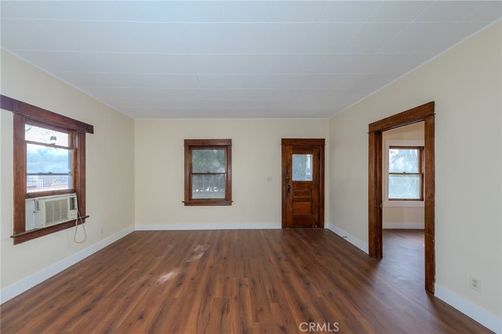 Home at 1619 S Glendora Avenue, Glendora — photo 3 of 12