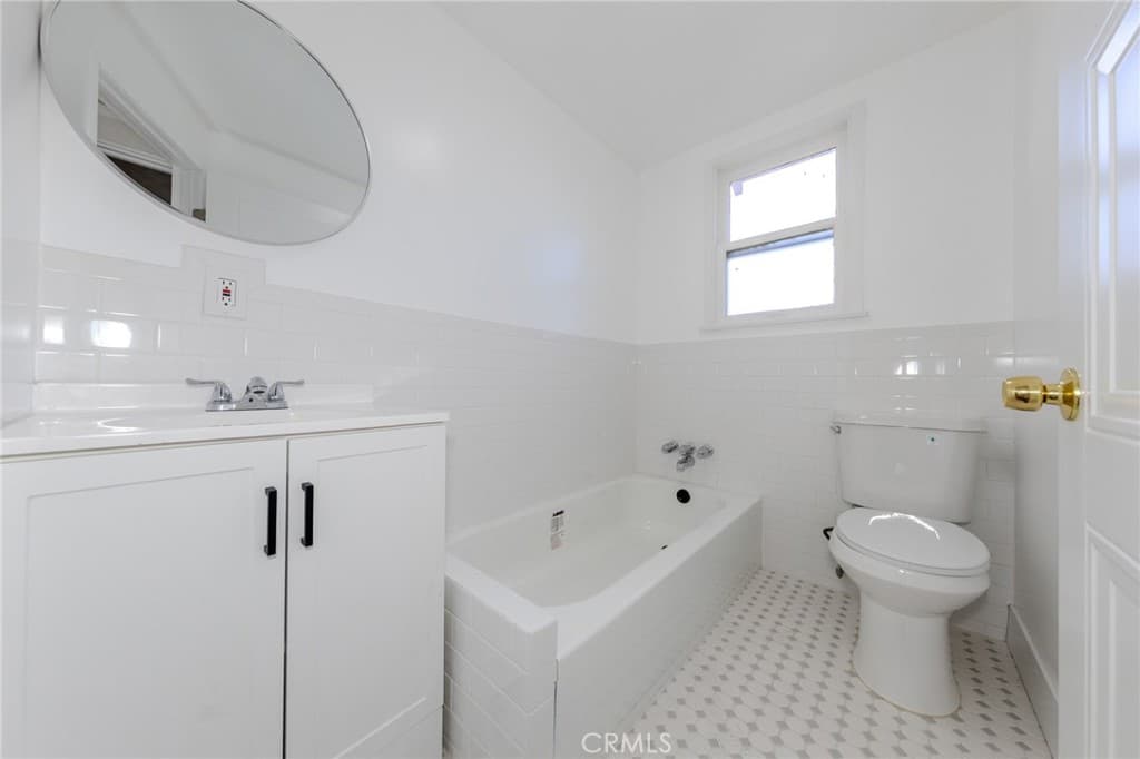 Home at 1619 S Glendora Avenue, Glendora — photo 8 of 12