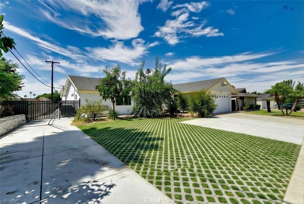 Home at 1337 Brea Canyon Cutoff Rd, Rowland Heights — photo 2 of 12