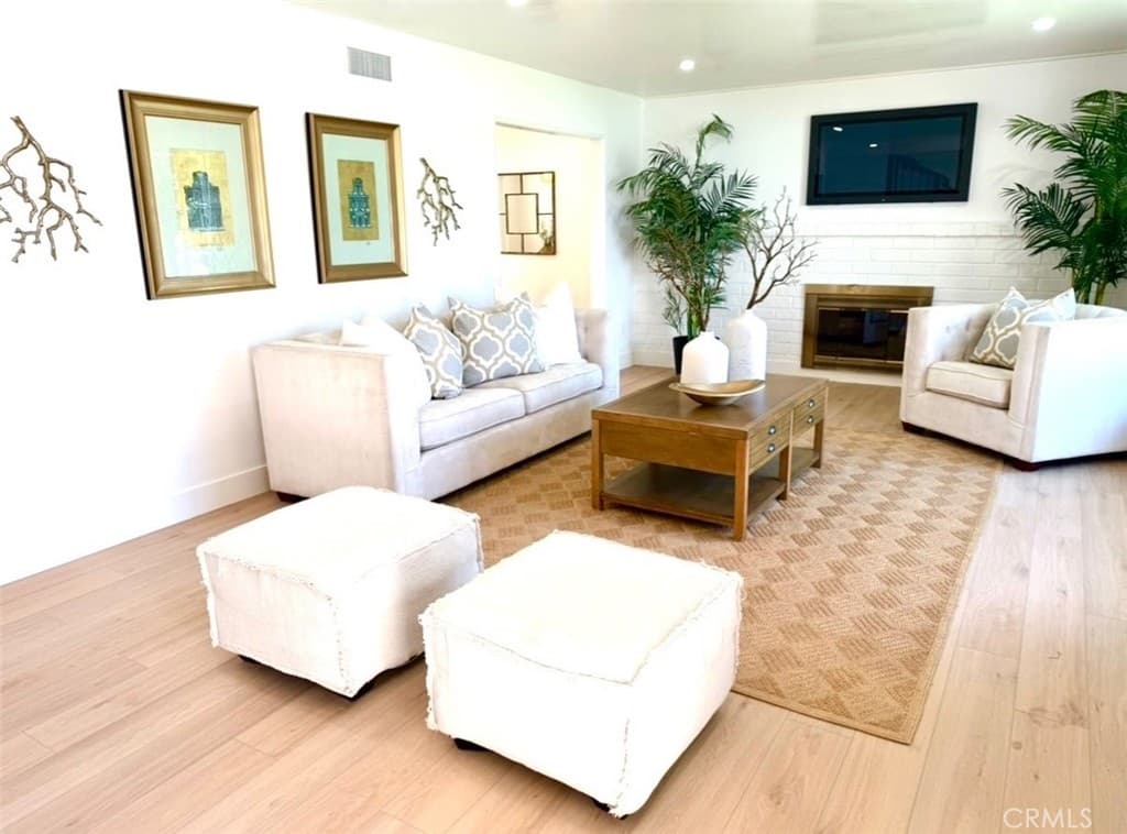 Home at 1118 Clorinda, Diamond Bar — photo 8 of 12