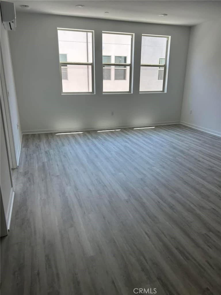 Condo at 331 Strike, Covina — photo 3 of 7