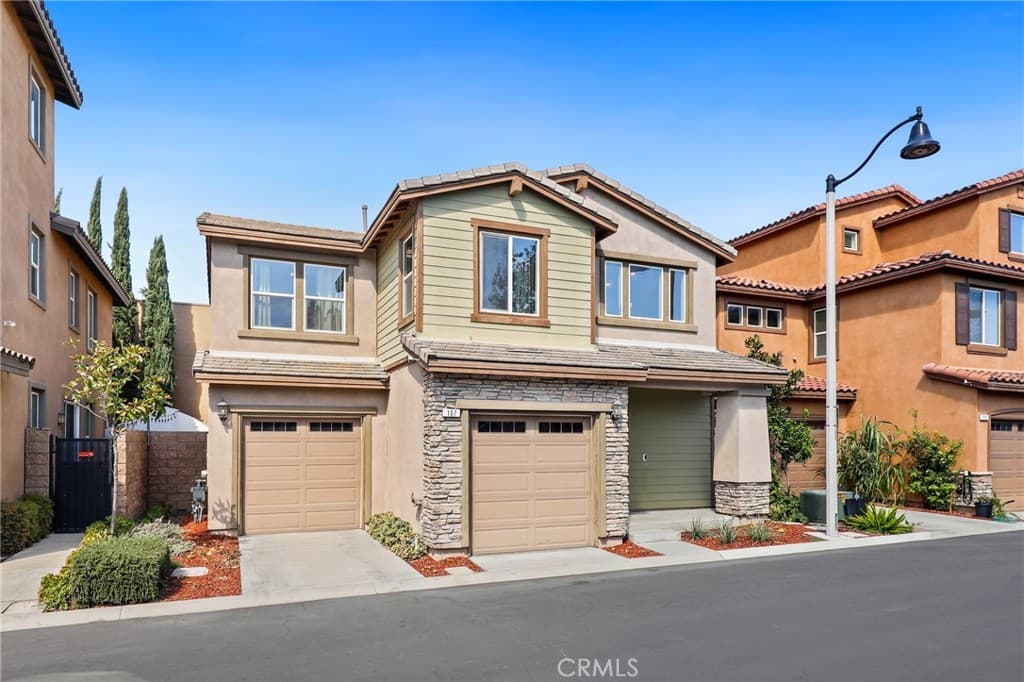 Home at 107 Cambria Court, Pomona — photo 1 of 12