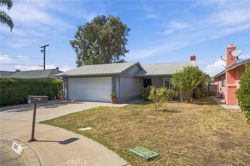 Home at 1305 Raleo Avenue, Rowland Heights — photo 2 of 12