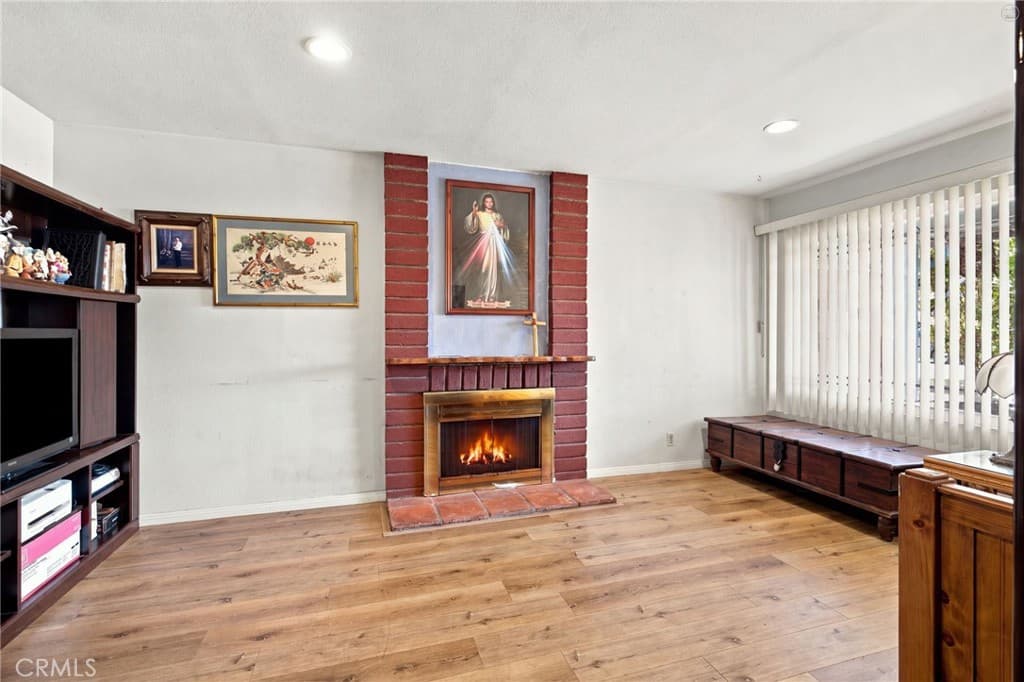 Home at 1305 Raleo Avenue, Rowland Heights — photo 5 of 12
