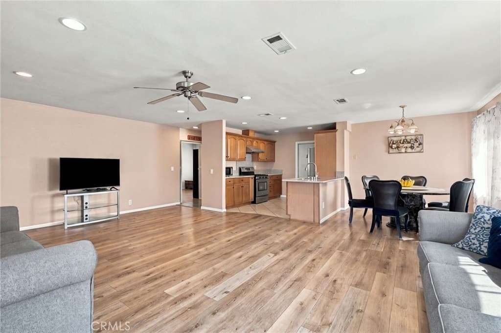 Home at 1305 Raleo Avenue, Rowland Heights — photo 9 of 12