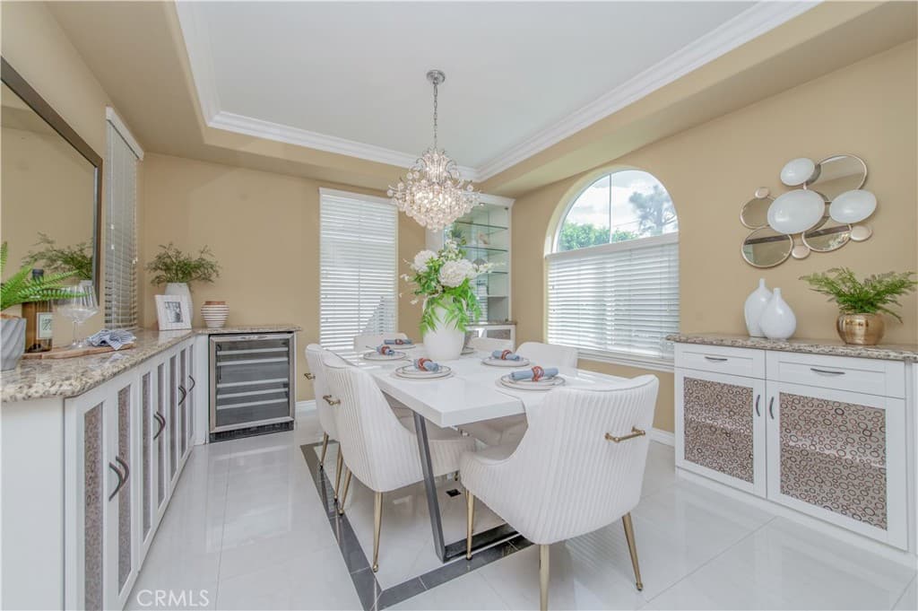Home at 2563 Mountain Ave, Duarte — photo 10 of 12