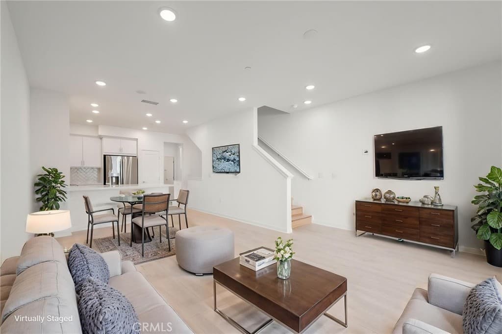 Townhouse at 463 Paradiso Place, Covina — photo 1 of 12