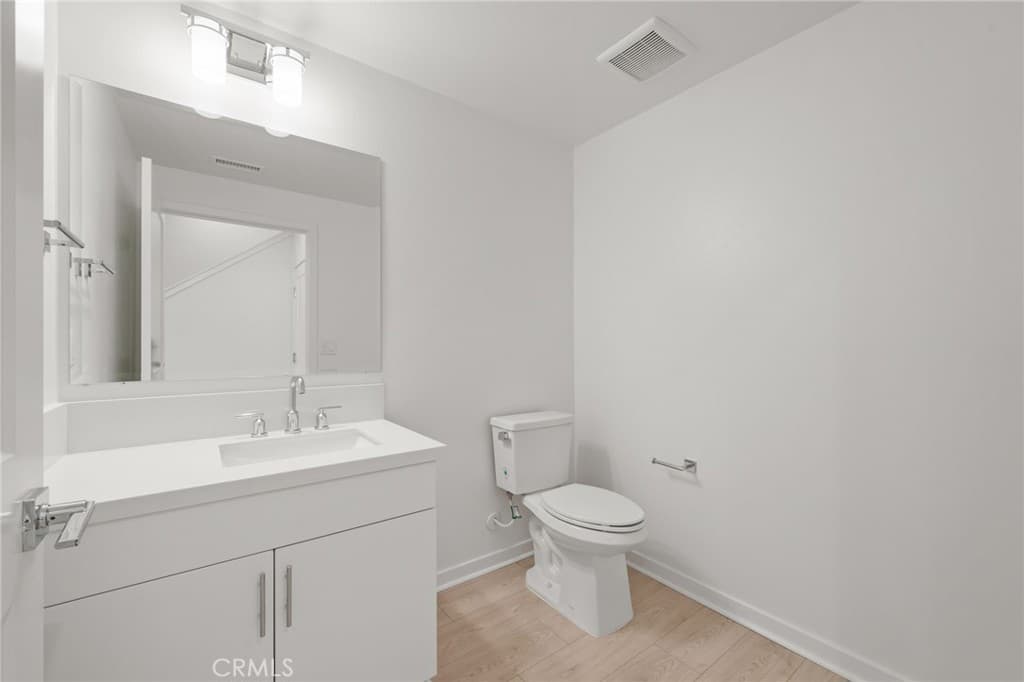 Townhouse at 463 Paradiso Place, Covina — photo 5 of 12