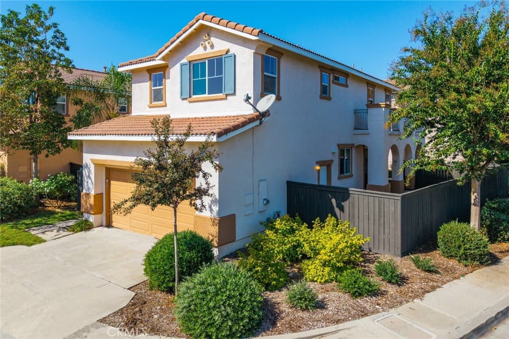 Home at 1324 Estel, Pomona — photo 2 of 12