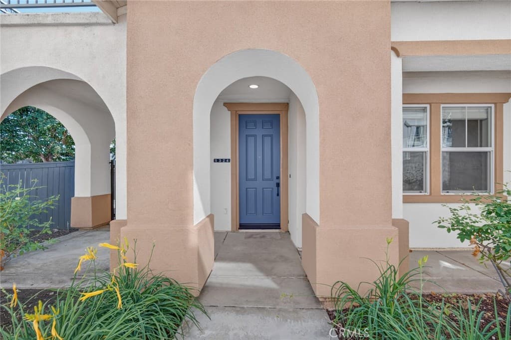 Home at 1324 Estel, Pomona — photo 3 of 12