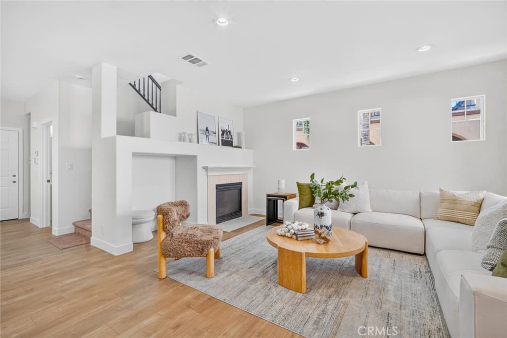Home at 1324 Estel, Pomona — photo 5 of 12
