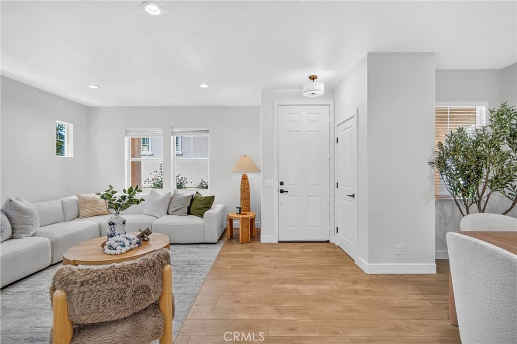 Home at 1324 Estel, Pomona — photo 8 of 12