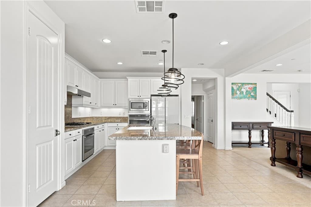 Home at 858 E Manresa, Azusa — photo 10 of 12