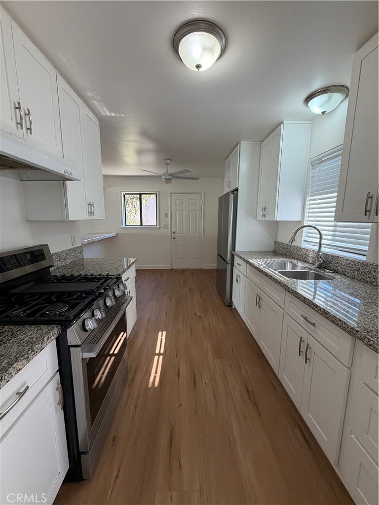 Home at 1207 Selkirk, Pomona — photo 2 of 12