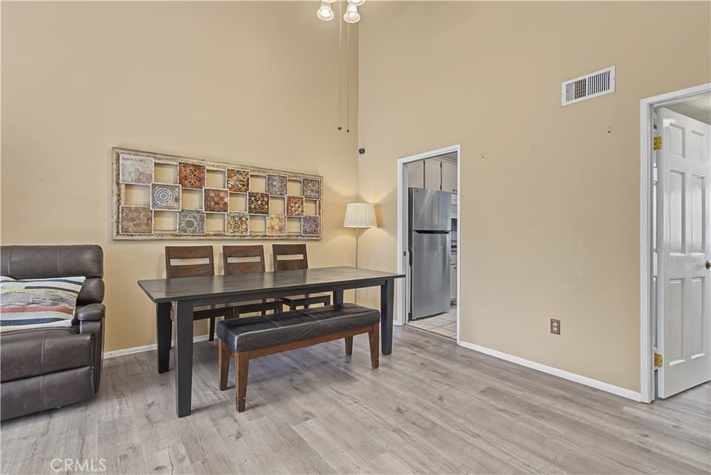 Townhouse at 592 W Huntington B, Arcadia — photo 5 of 12