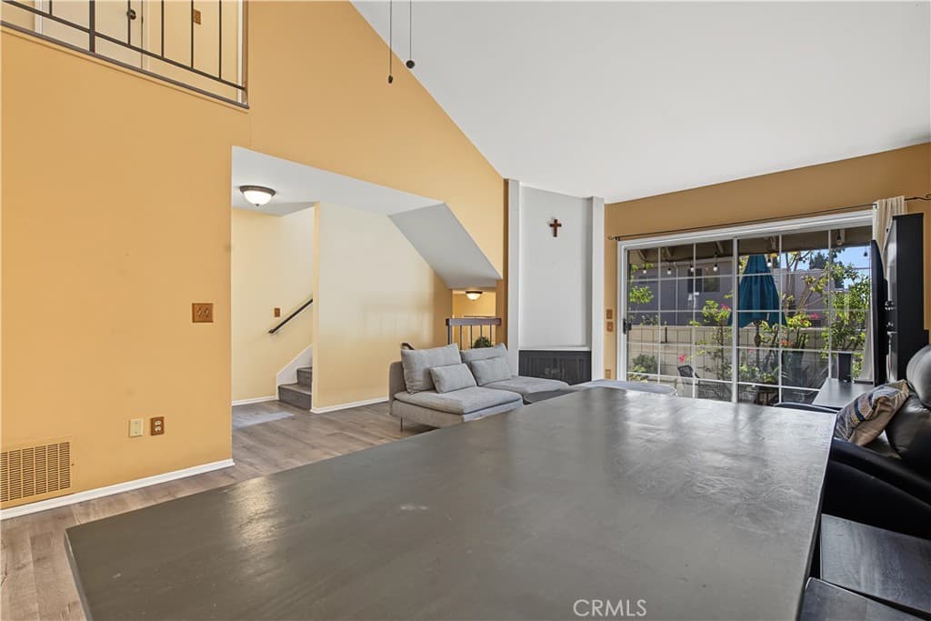 Townhouse at 592 W Huntington B, Arcadia — photo 7 of 12