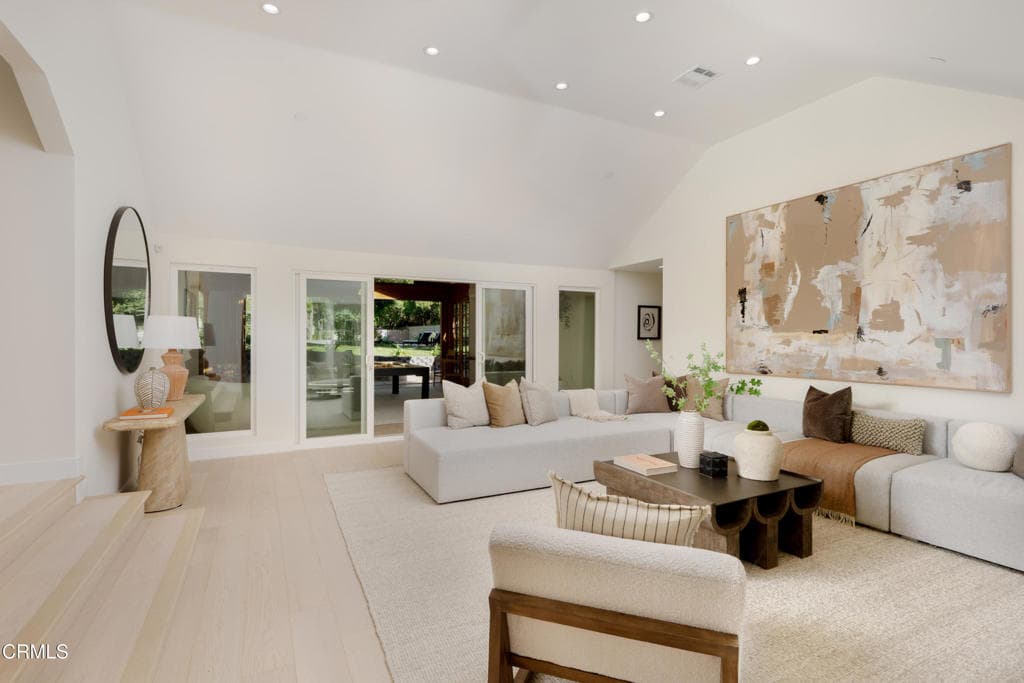 Home at 875 San Simeon Road, Arcadia — photo 6 of 12