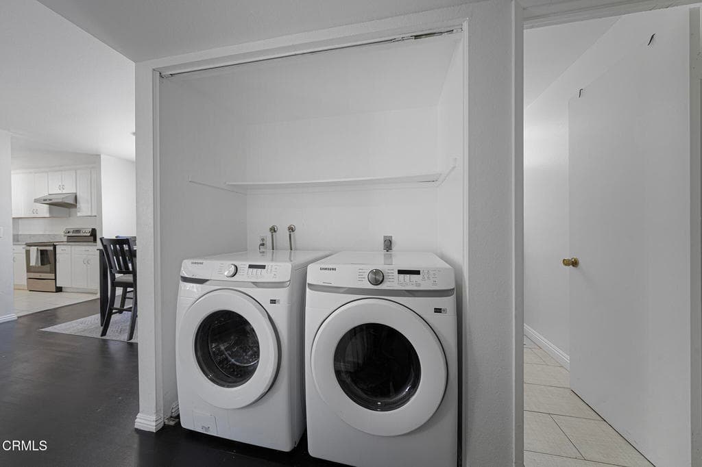 Condo at 826 Cinnamon Lane, Duarte — photo 10 of 12