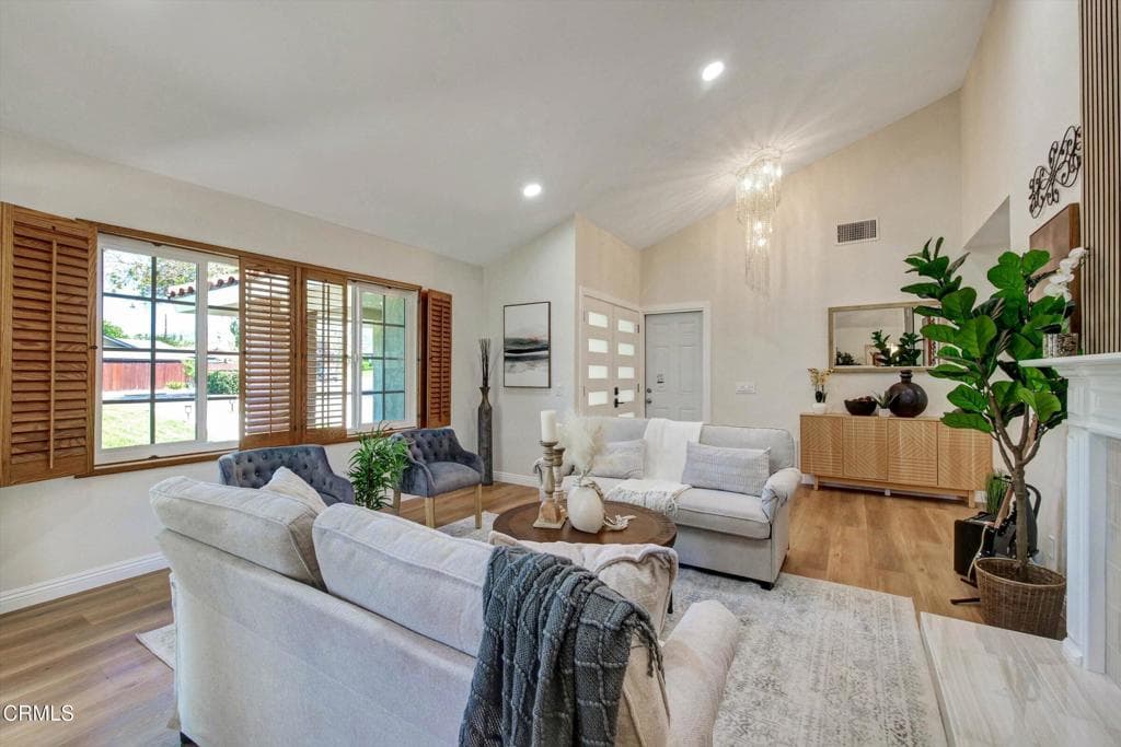 Home at 295 E Blue Mountain Way, Claremont — photo 6 of 12