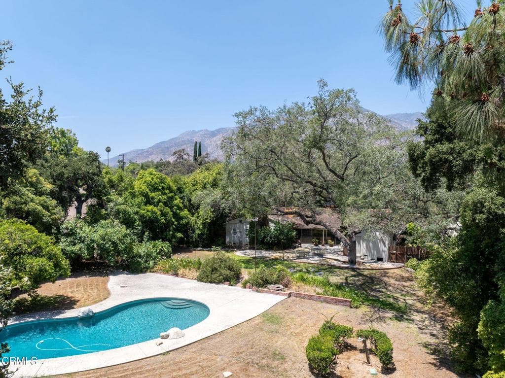 Home at 300 W Orange Grove Avenue, Arcadia — photo 11 of 12