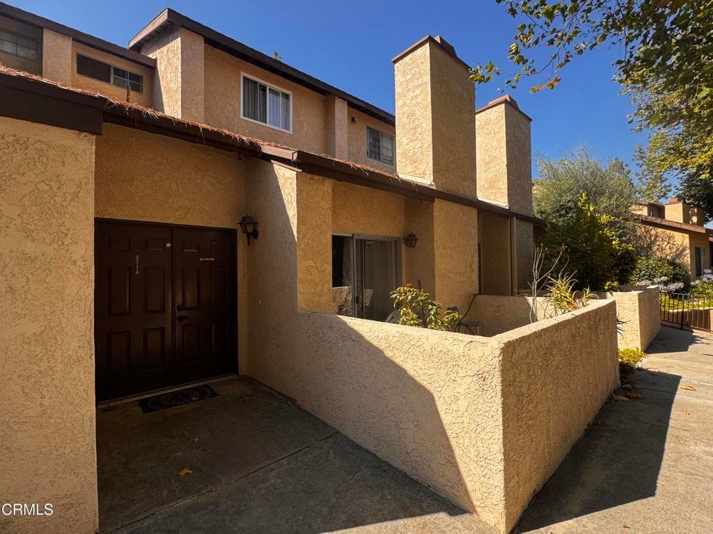 Townhouse at 2214 Calle Jalapa, West Covina — photo 2 of 12