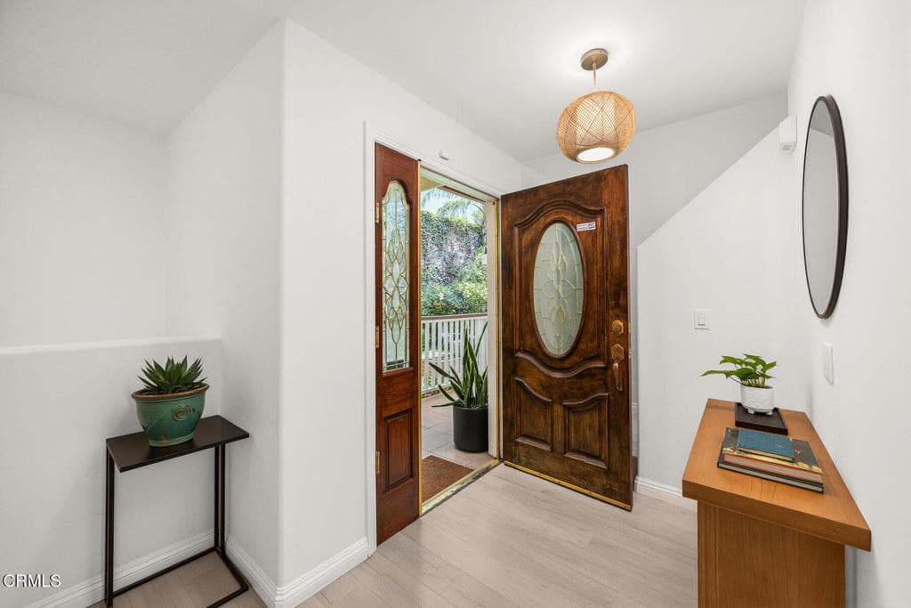 Townhouse at 607 W Duarte Road D, Monrovia — photo 4 of 12