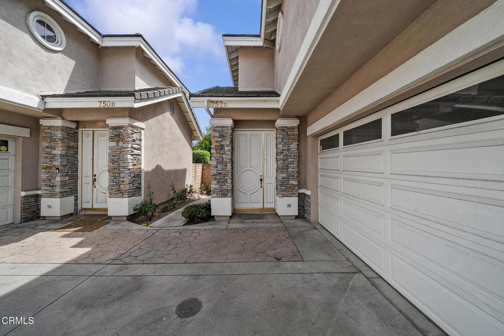 Townhouse at 752 W Walnut Avenue D, Monrovia — photo 5 of 12