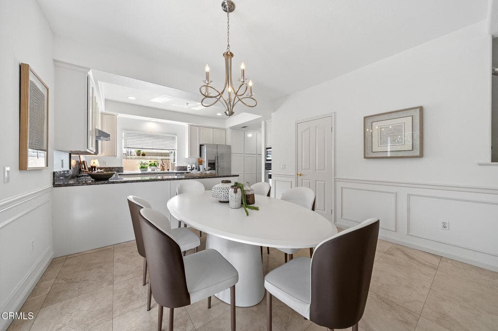 Townhouse at 752 W Walnut Avenue D, Monrovia — photo 10 of 12