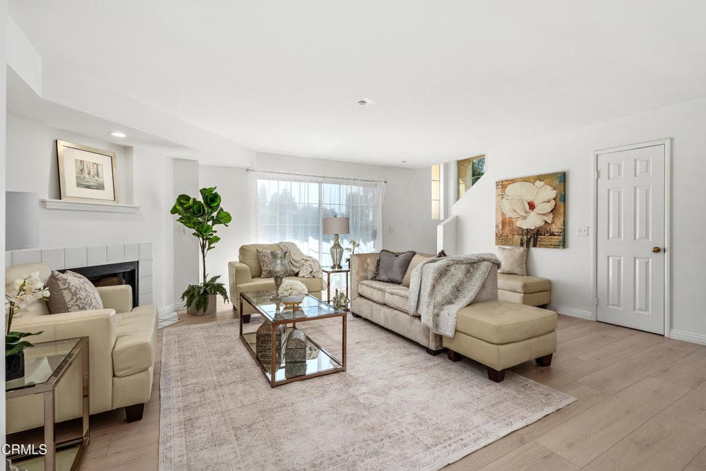 Townhouse at 1033 W Duarte Road A, Arcadia — photo 4 of 12
