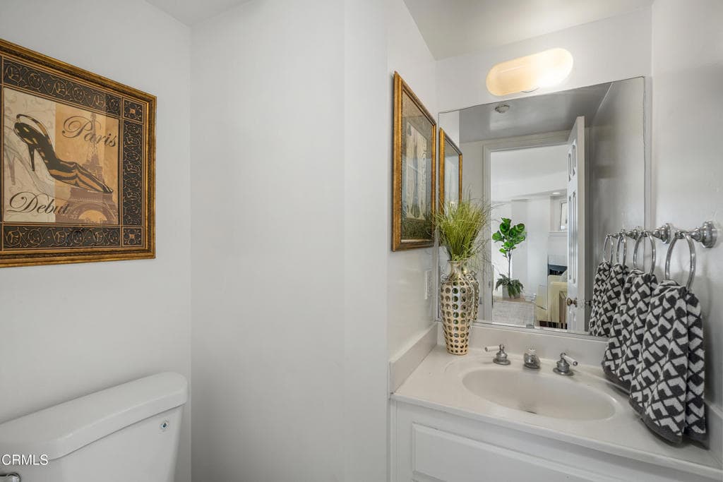 Townhouse at 1033 W Duarte Road A, Arcadia — photo 10 of 12