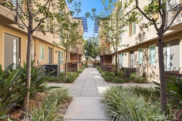 Townhouse at 422 W Route 66 55, Glendora — photo 2 of 12
