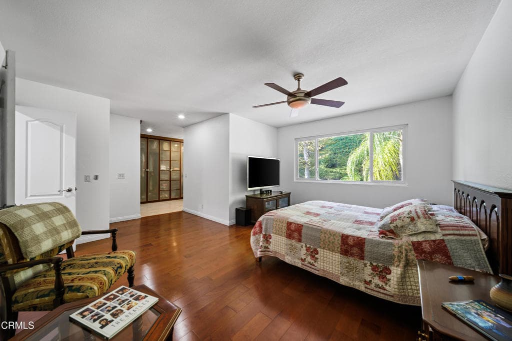 Home at 967 Avenida Loma Vista, San Dimas — photo 3 of 12