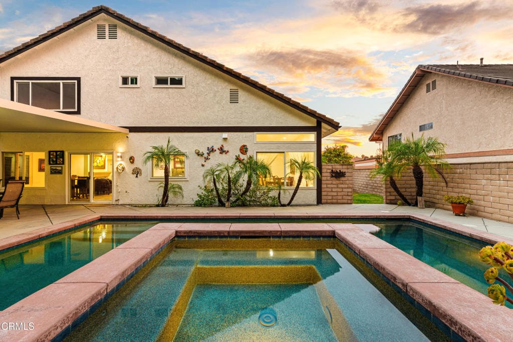 Home at 967 Avenida Loma Vista, San Dimas — photo 5 of 12