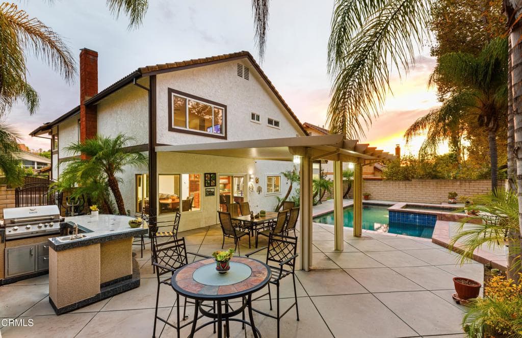 Home at 967 Avenida Loma Vista, San Dimas — photo 6 of 12