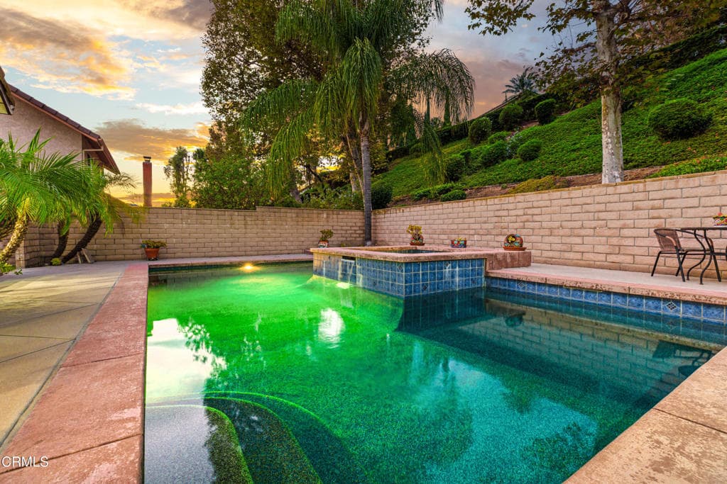 Home at 967 Avenida Loma Vista, San Dimas — photo 8 of 12