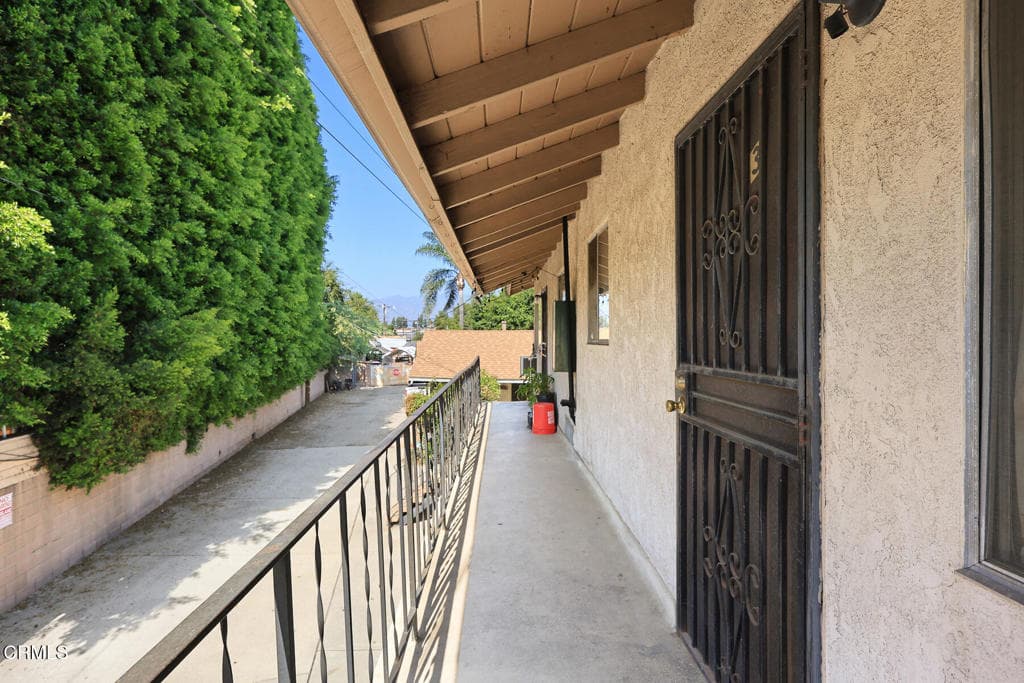 Home at 9733 Rio Hondo Parkway, El Monte — photo 7 of 12