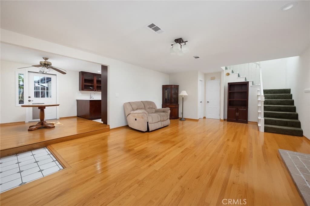 Townhouse at 81 W Montecito Avenue, Sierra Madre — photo 7 of 12