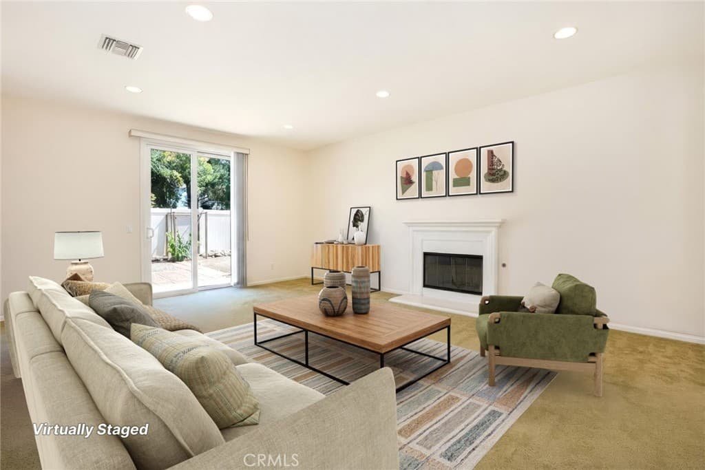 Home at 903 W Gladstone Street, Azusa — photo 4 of 12
