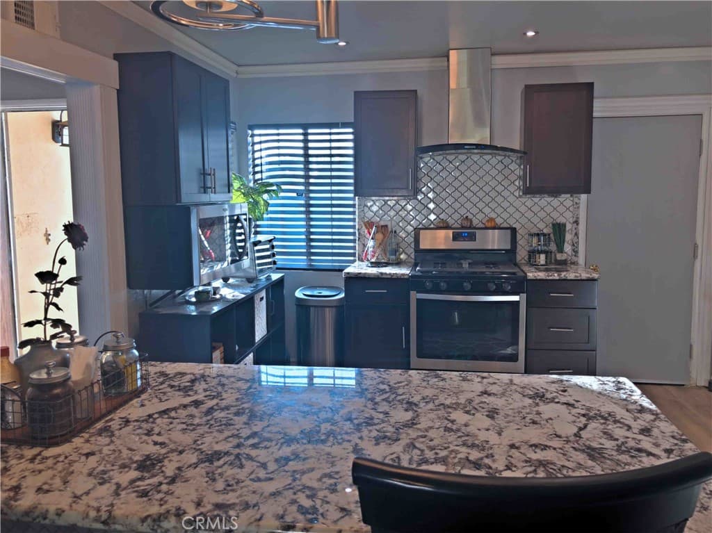 Home at 3914 Hornbrook, Baldwin Park — photo 4 of 12