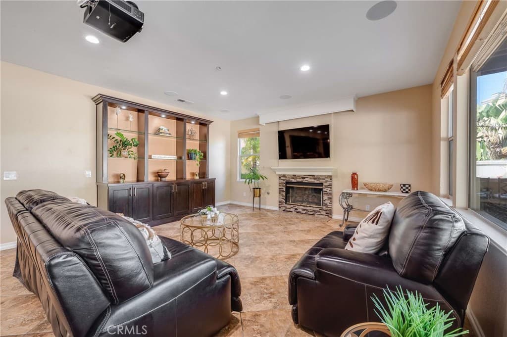 Home at 6137 Ridgemont, La Verne — photo 11 of 12