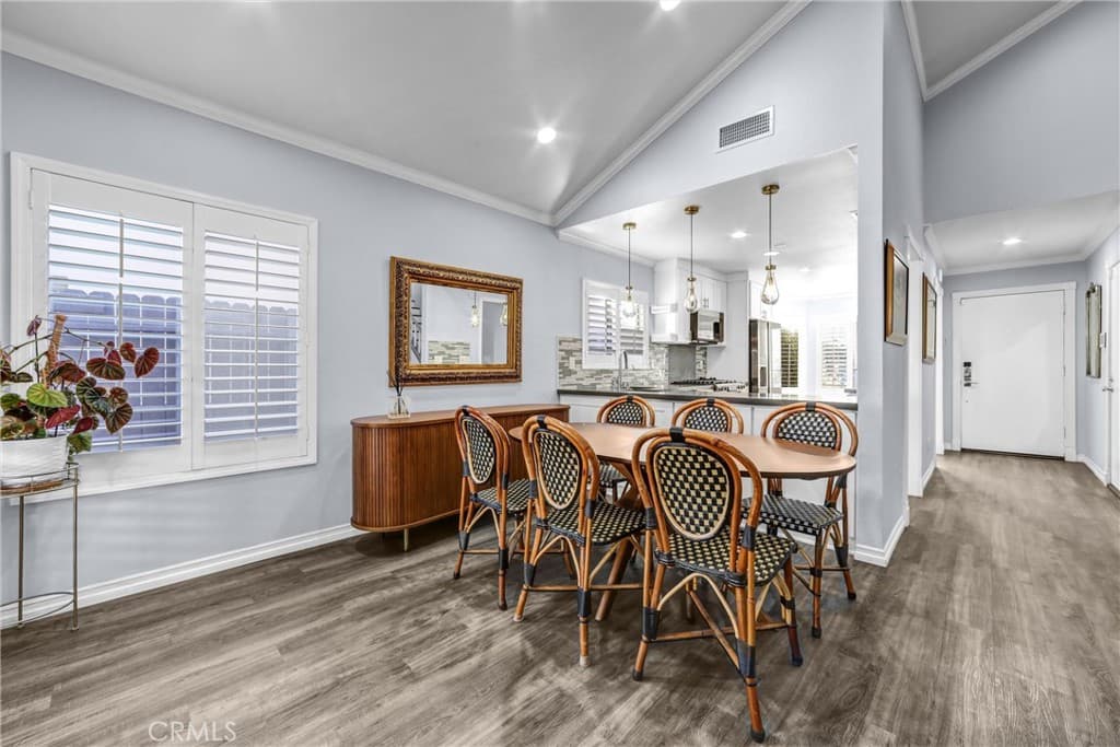 Townhouse at 1230 Stonewood Dr, Duarte — photo 7 of 12