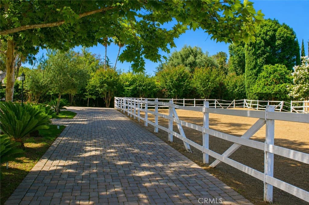 Home at 2621 Steeplechase Lane, Diamond Bar — photo 10 of 12