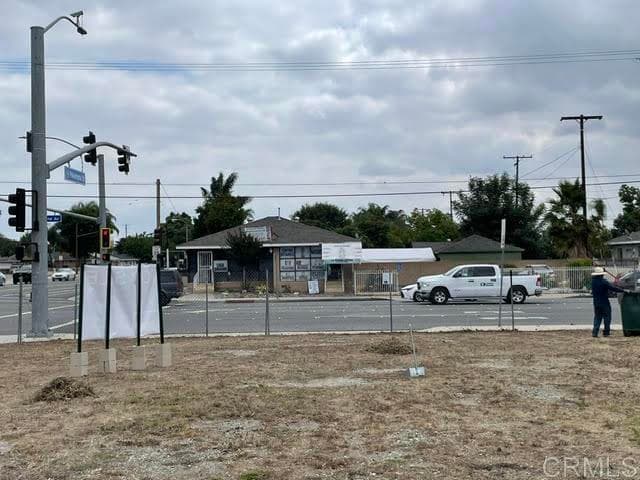 Home at 796 Philadelphia Street, Pomona — photo 11 of 12
